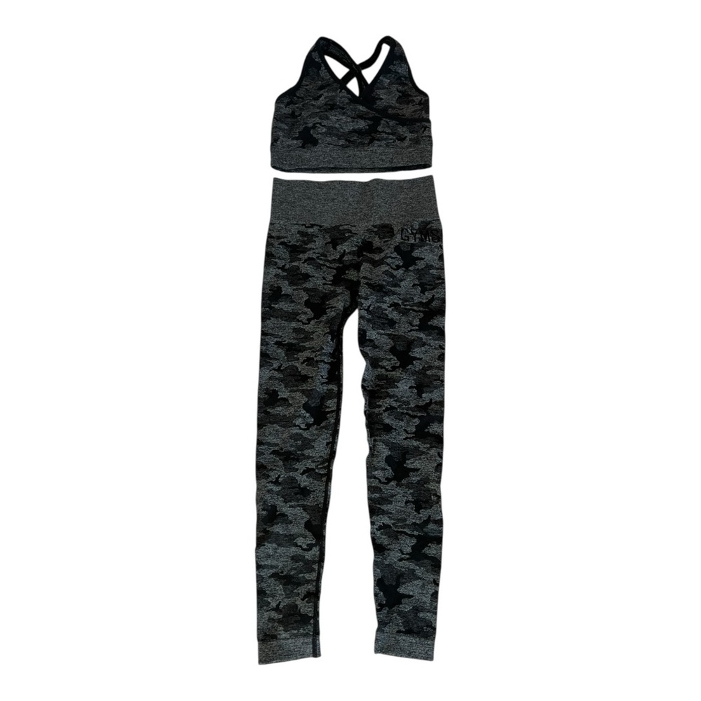 Gymshark Adapt Black Camo Seamless
High Rise Leggings Small & Sports Bra Set - Picture 2 of 5